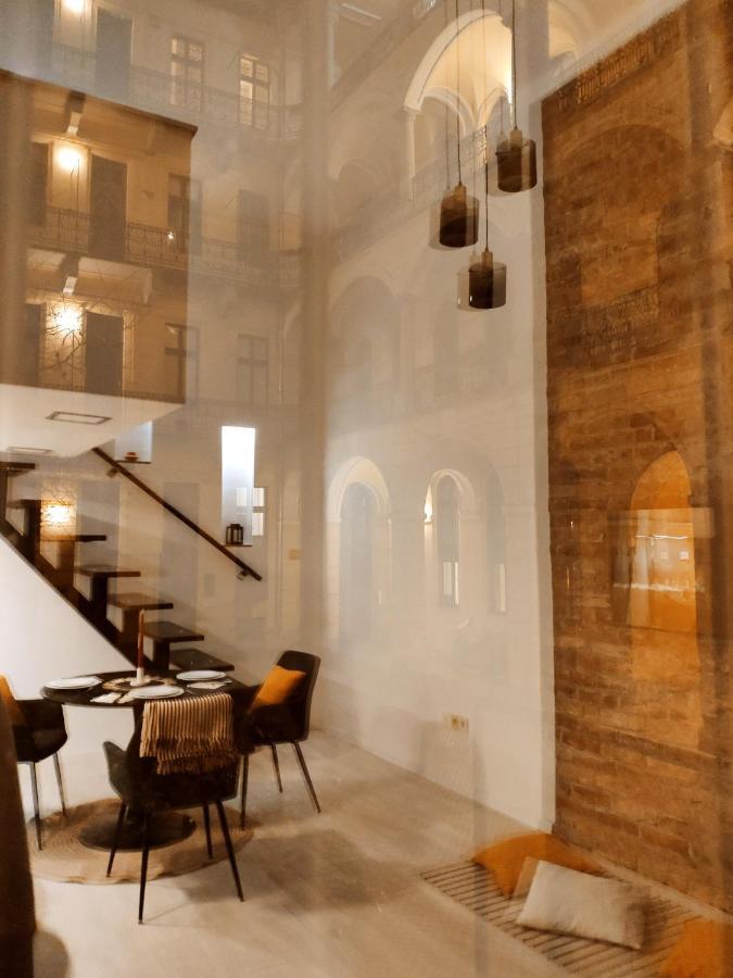F27 Ferenc Apartment Boedapest Buitenkant foto