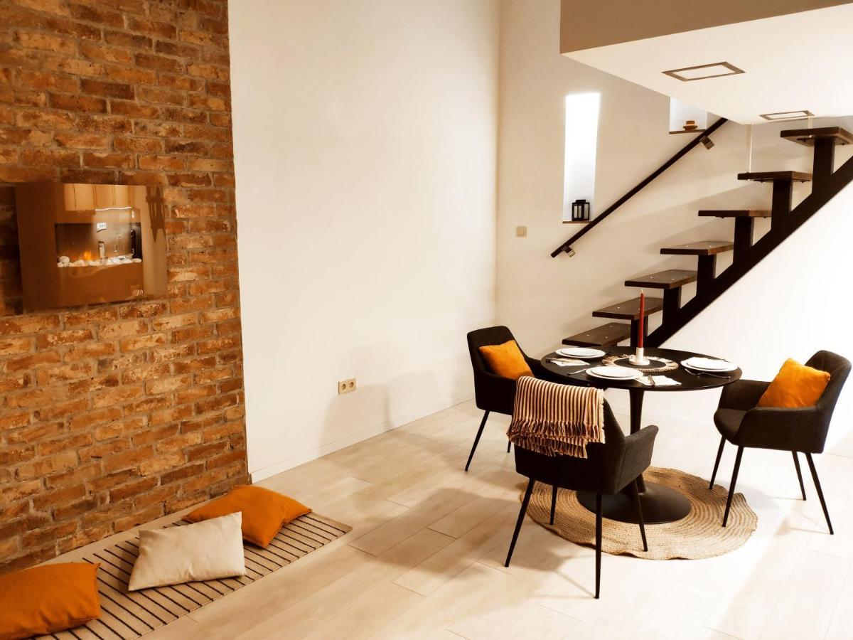 F27 Ferenc Apartment Boedapest Buitenkant foto